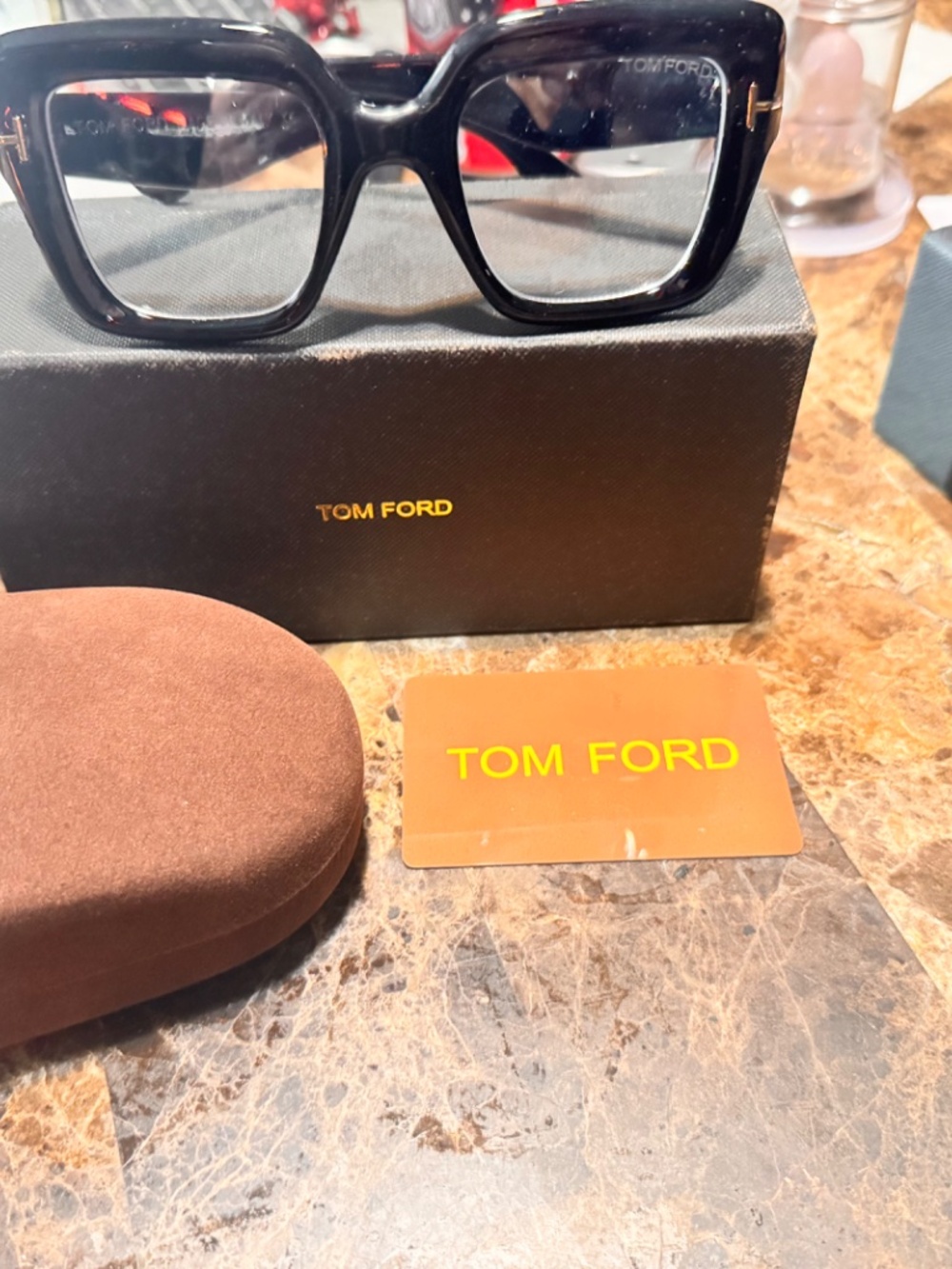 Tom Ford - Picture 2 of 2